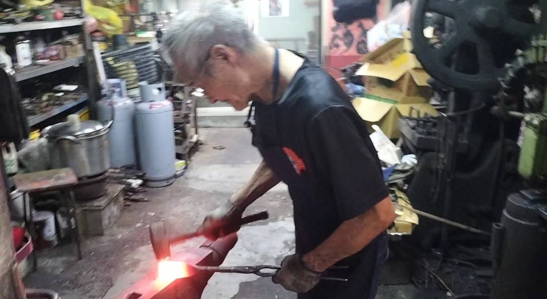 三爐職人文化工作誌打鐵職人阿伯